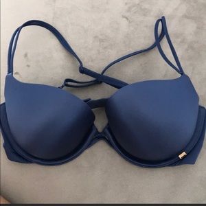 Victoria’s Secret very sexy padded Demi